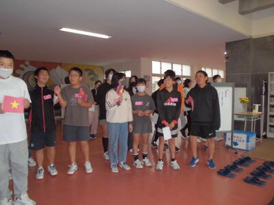 ベトナムの学生　お出迎え